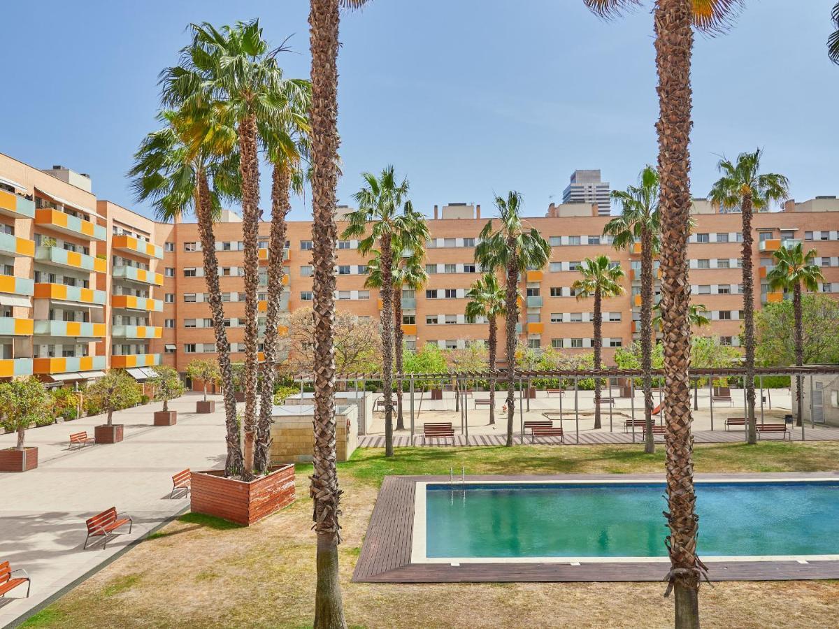 Vila Olimpica Pool Suites Barcelona Exterior photo