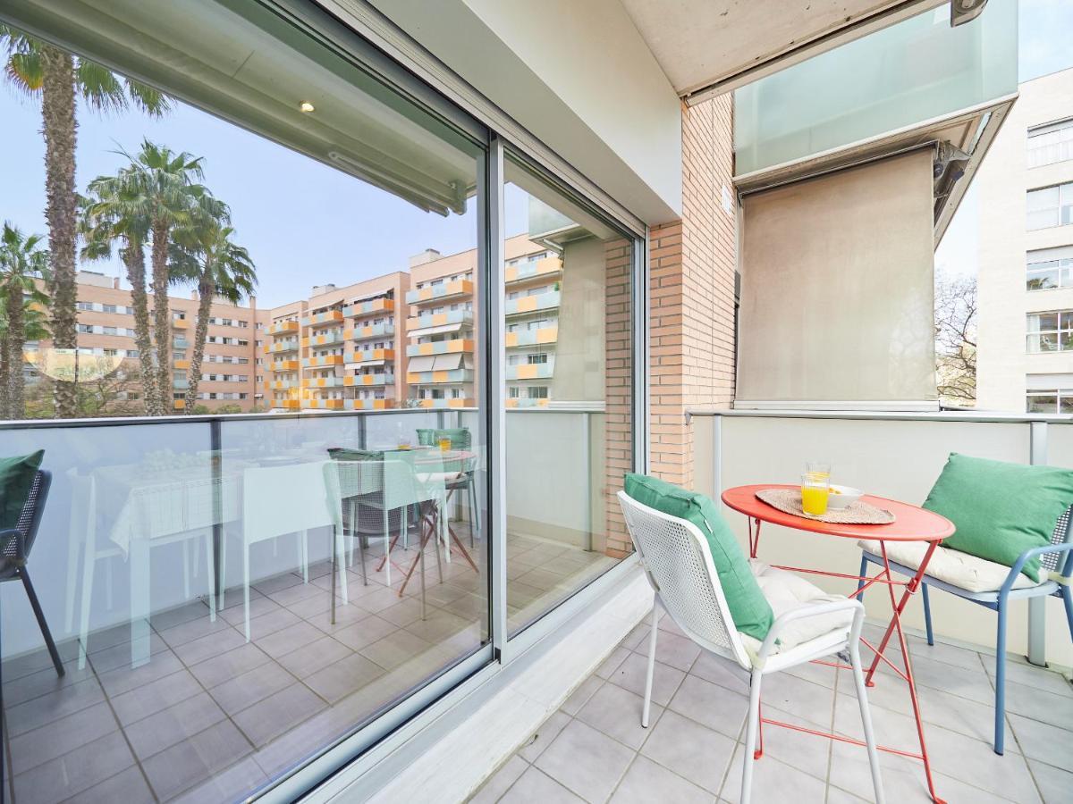 Vila Olimpica Pool Suites Barcelona Exterior photo