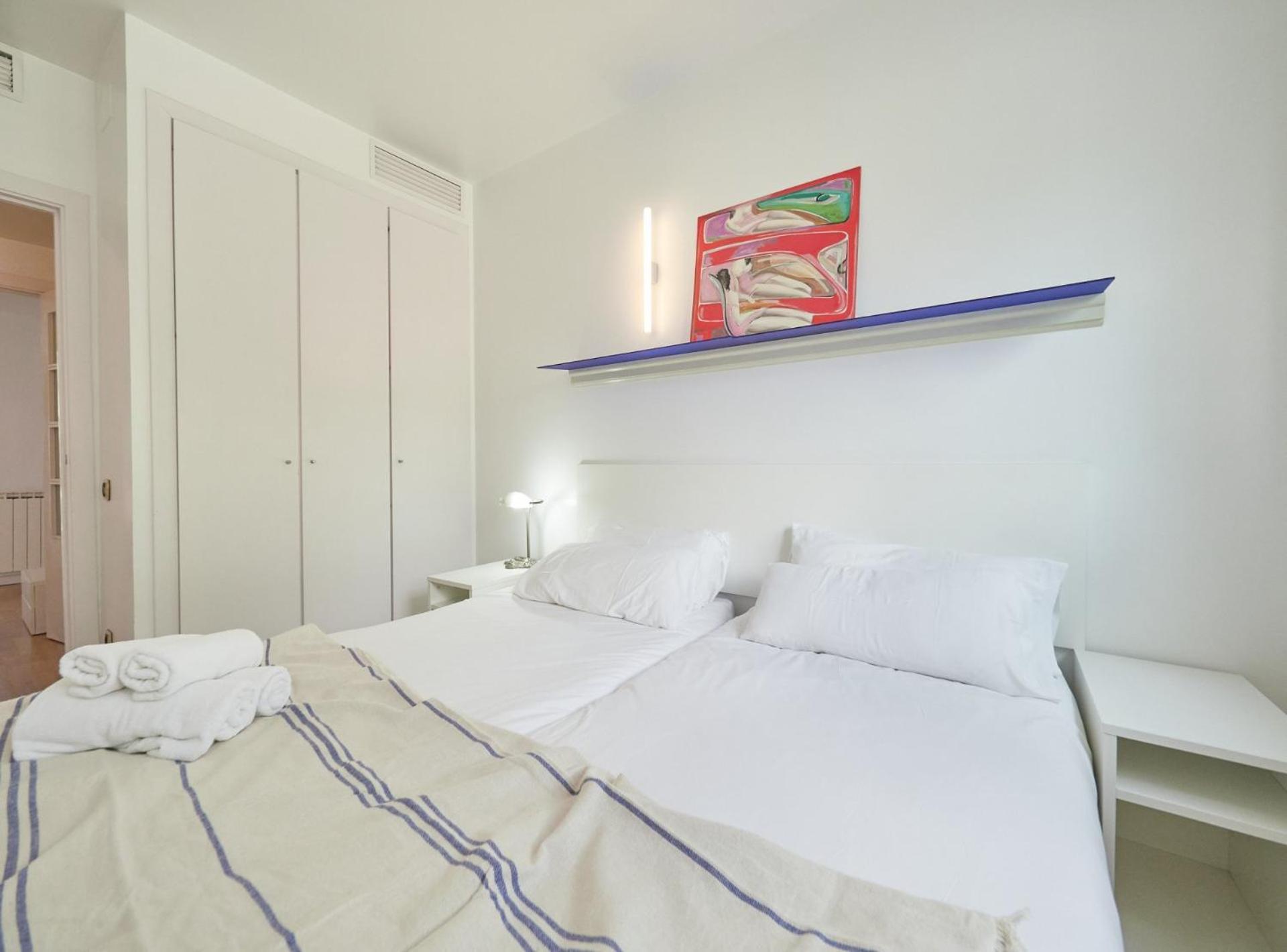 Vila Olimpica Pool Suites Barcelona Exterior photo